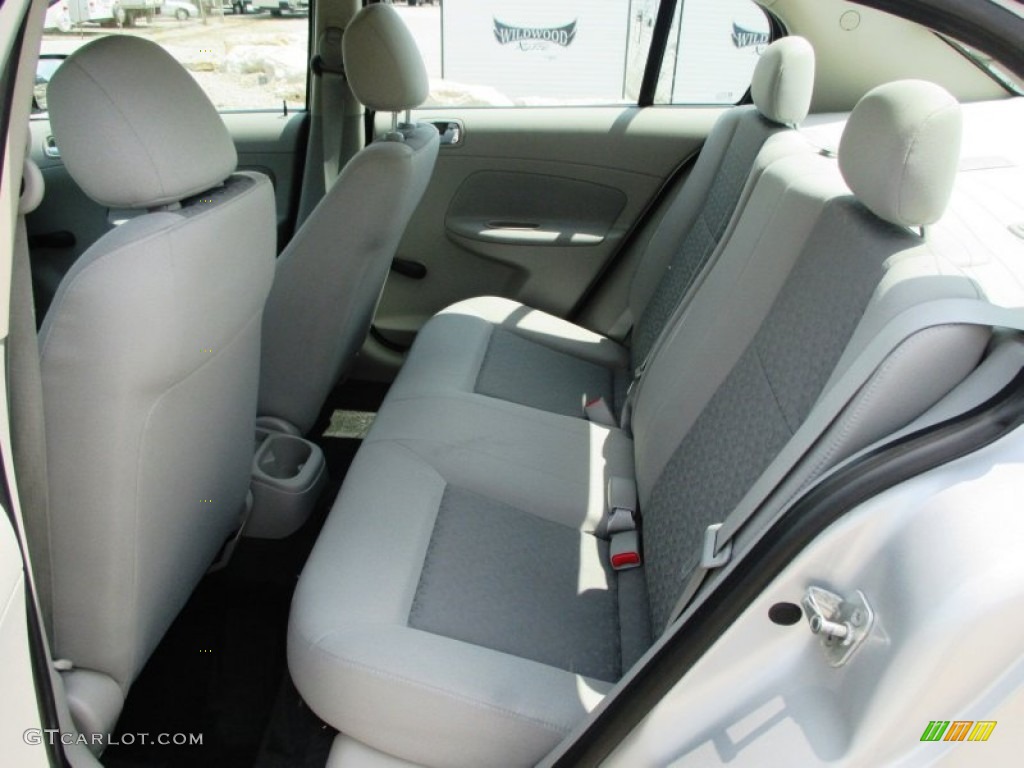 2010 Cobalt LS Sedan - Silver Ice Metallic / Gray photo #13