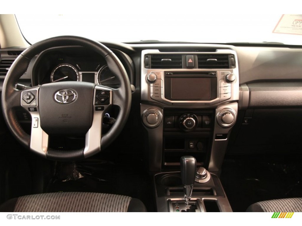 2014 Toyota 4Runner SR5 4x4 Black Dashboard Photo #95914112