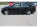 Black - Jetta SE Sedan Photo No. 4