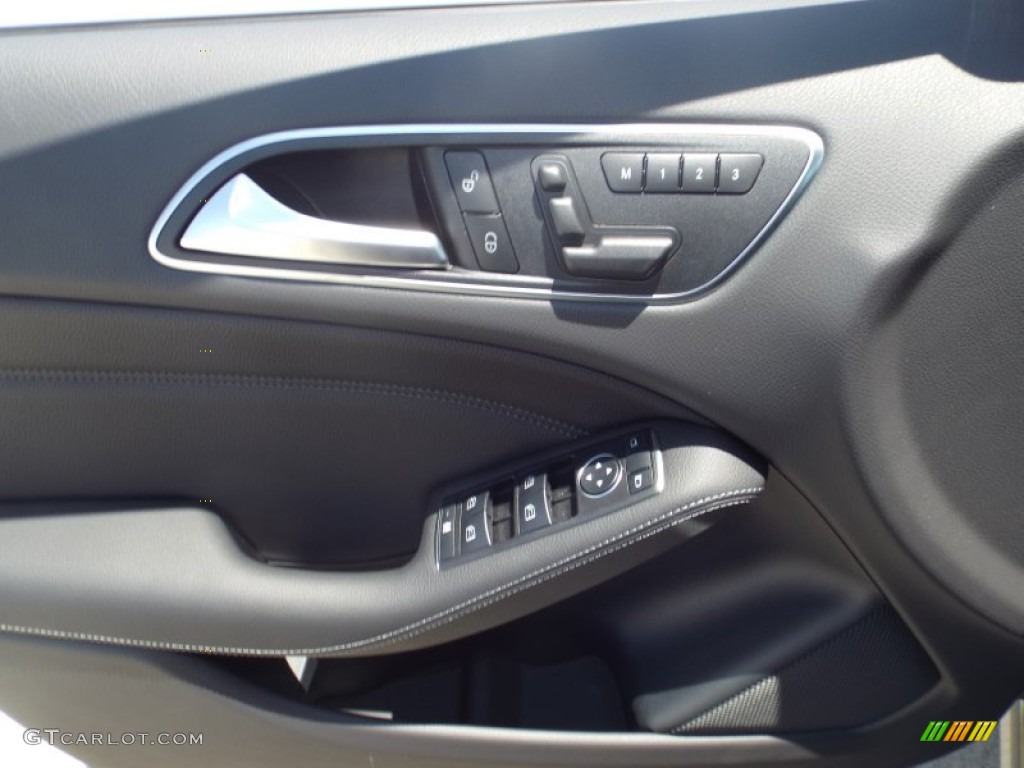 2014 Mercedes-Benz B Electric Drive Controls Photo #95921622