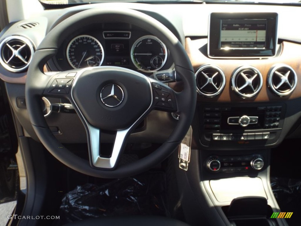 2014 Mercedes-Benz B Electric Drive Black Dashboard Photo #95921980