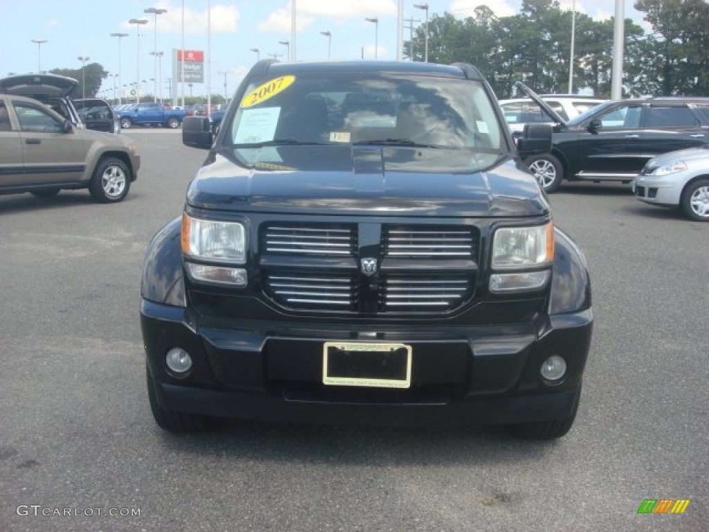2007 Nitro R/T - Black / Dark Slate Gray photo #16