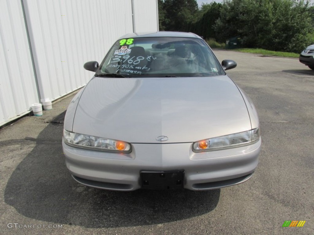 1998 Intrigue  - Silver Metallic / Gray photo #8