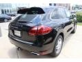 Black - Cayenne  Photo No. 7