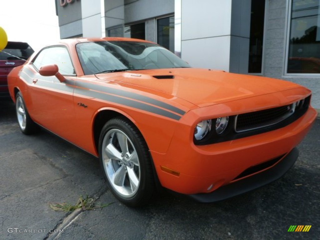 2014 Challenger R/T Classic - Header Orange / Dark Slate Gray photo #6