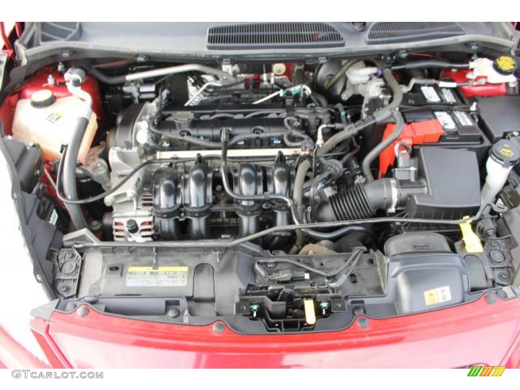 2011 Fiesta SE Hatchback - Red Candy Metallic / Light Stone/Charcoal Black Cloth photo #7