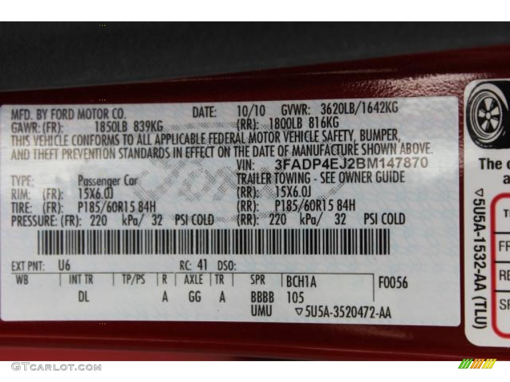 2011 Fiesta SE Hatchback - Red Candy Metallic / Light Stone/Charcoal Black Cloth photo #17