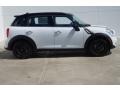 Light White - Cooper S Countryman Photo No. 2