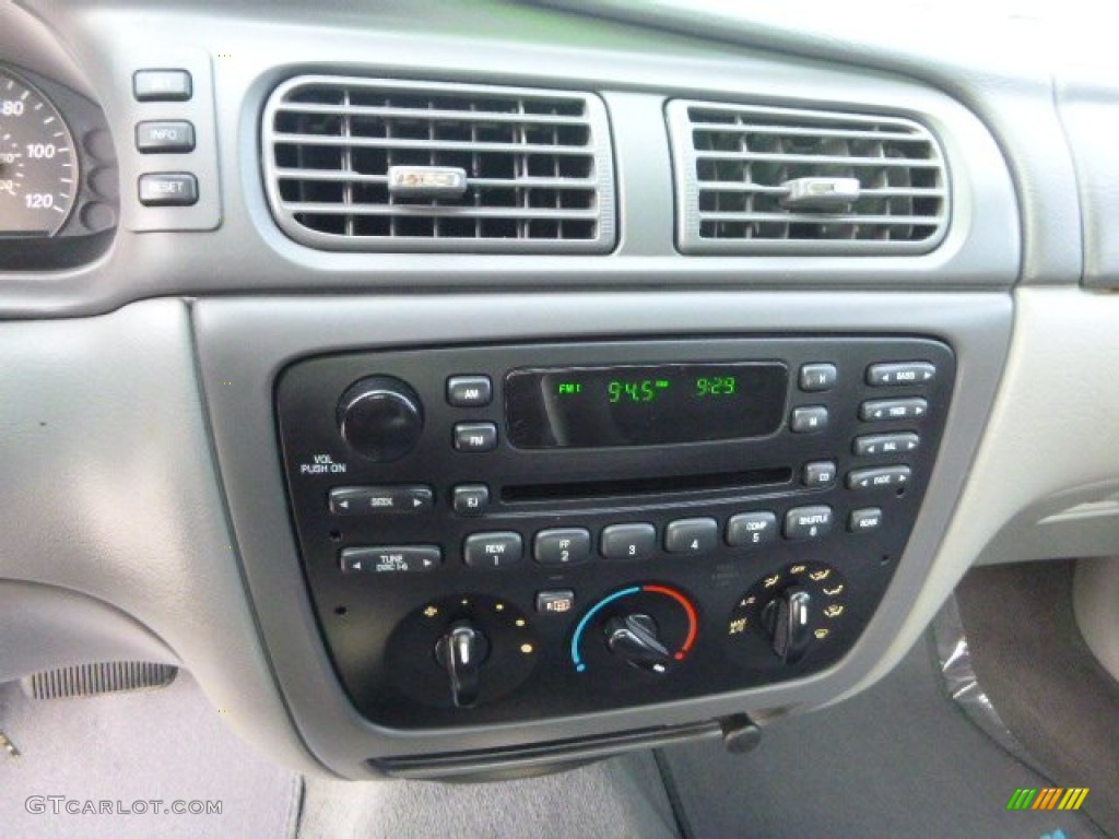 2006 Taurus SE - Light Tundra Metallic / Medium/Dark Flint Grey photo #18