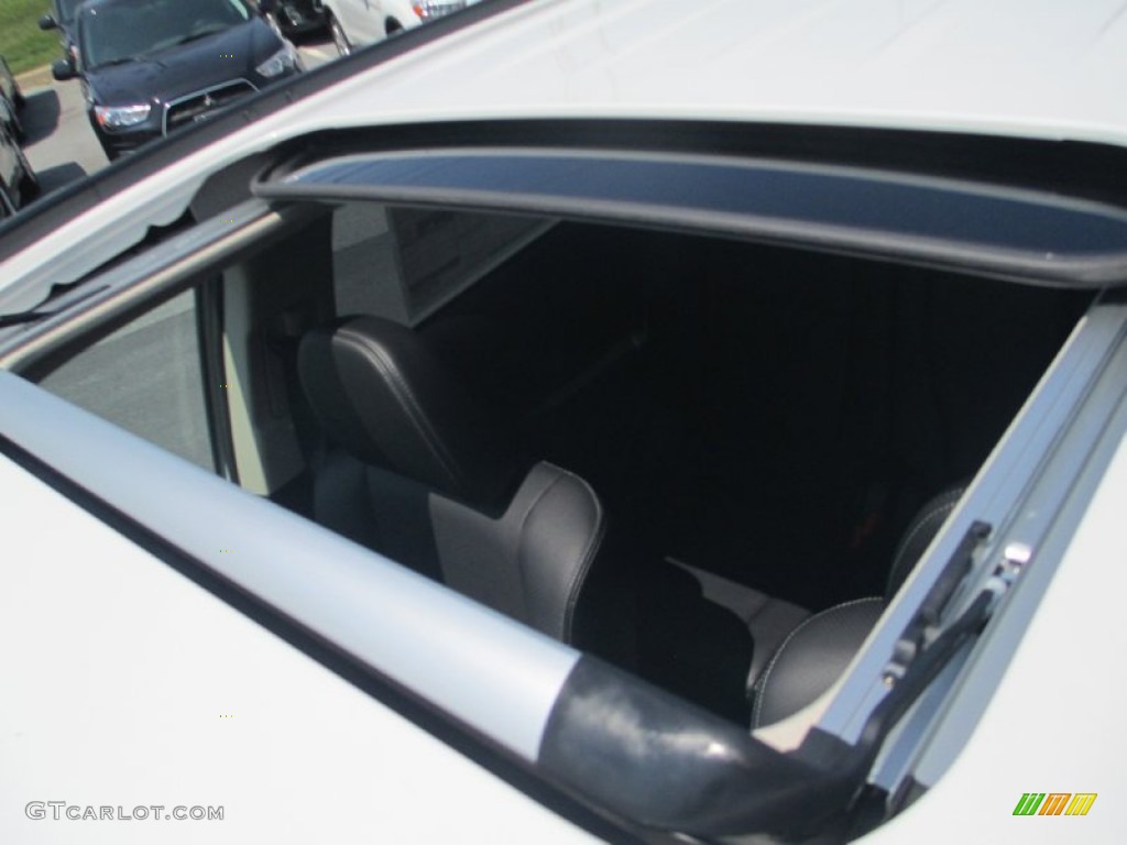 2015 Mitsubishi Outlander SE Sunroof Photo #95941780