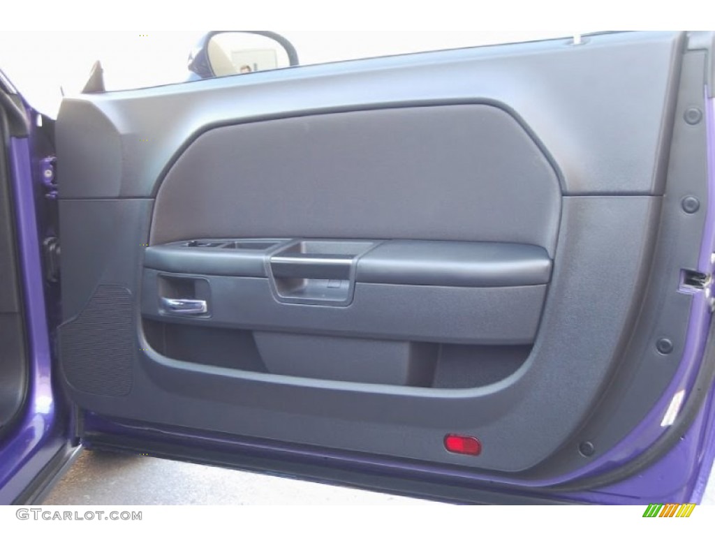 2013 Dodge Challenger SRT8 Core Door Panel Photos