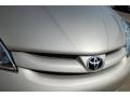 2008 Silver Shadow Pearl Toyota Sienna Limited  photo #38