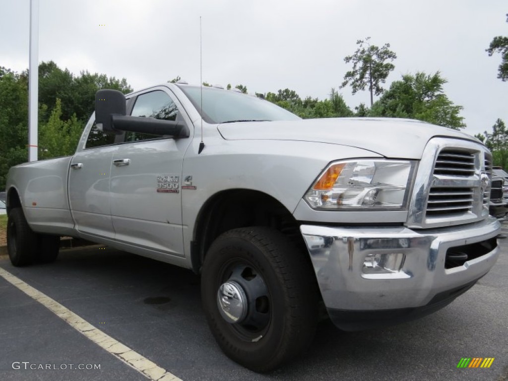 Bright Silver Metallic 2014 Ram 3500 Big Horn Crew Cab 4x4 Dually Exterior Photo #95950889