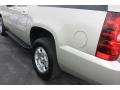 Champagne Silver Metallic - Suburban LT 4x4 Photo No. 4