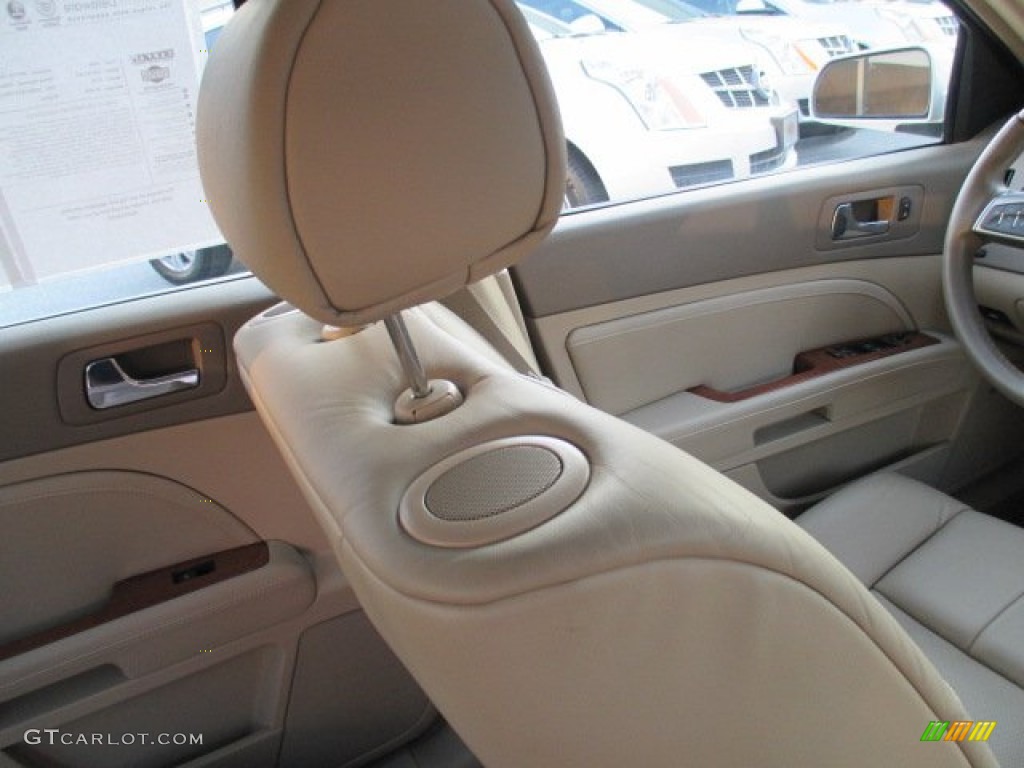 2009 STS 4 V6 AWD - White Diamond Tricoat / Cashmere photo #39