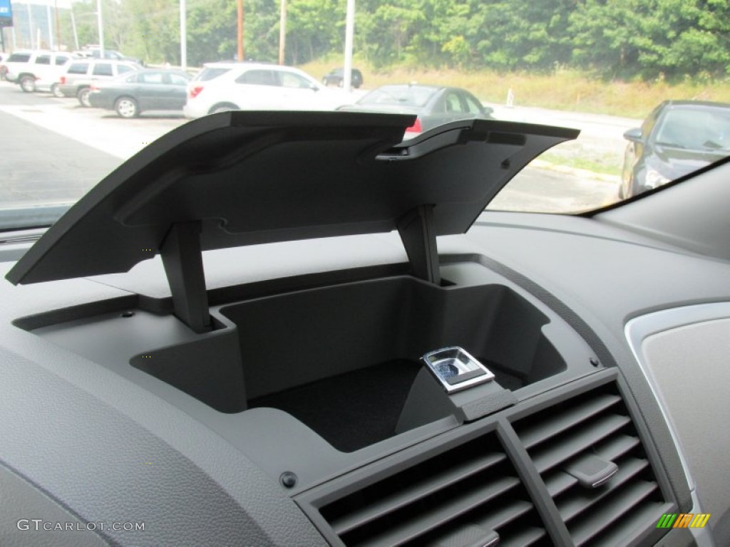 2009 Traverse LT - Silver Moss Metallic / Dark Gray/Light Gray photo #18