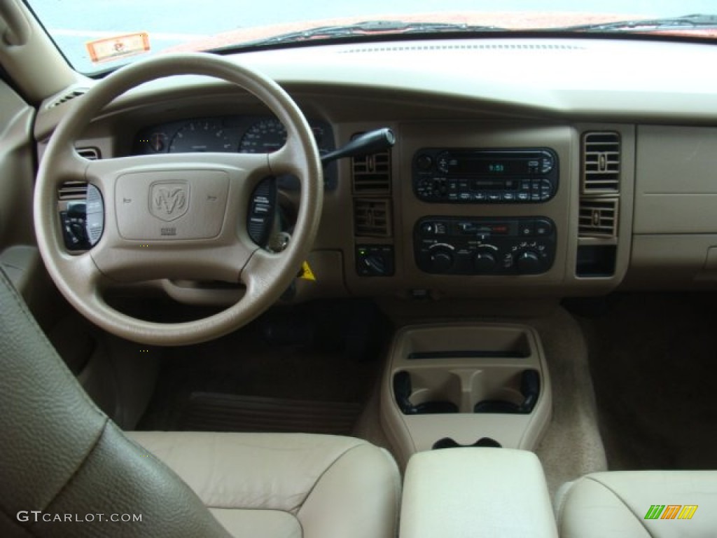 2003 Durango SLT 4x4 - Flame Red / Taupe photo #16
