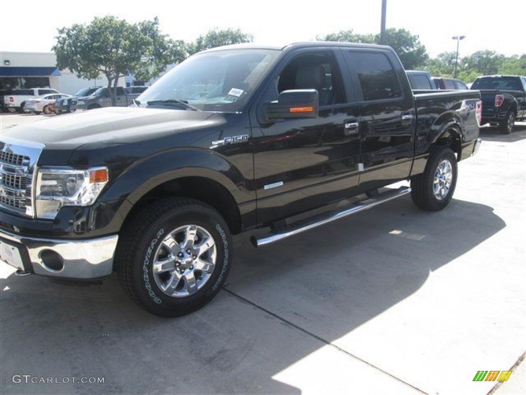 2014 F150 XLT SuperCrew 4x4 - Tuxedo Black / Steel Grey photo #3