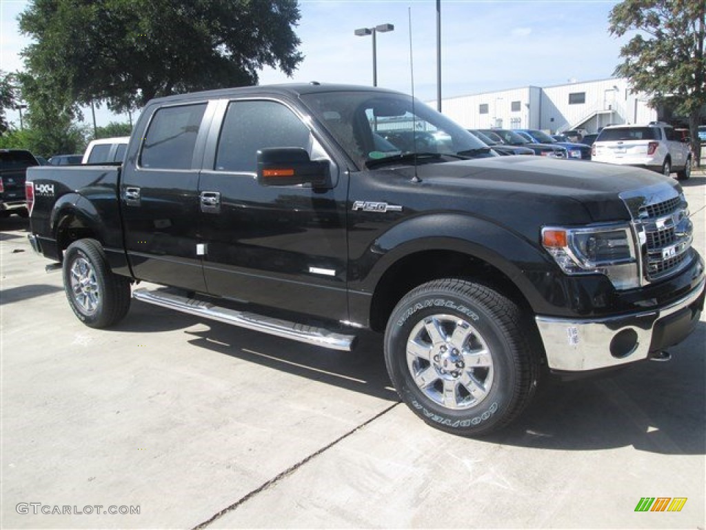 2014 F150 XLT SuperCrew 4x4 - Tuxedo Black / Steel Grey photo #4