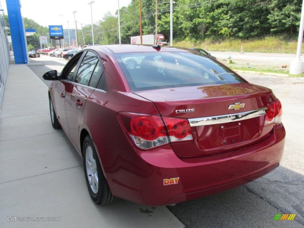 2014 Cruze LT - Crystal Red Tintcoat / Medium Titanium photo #6