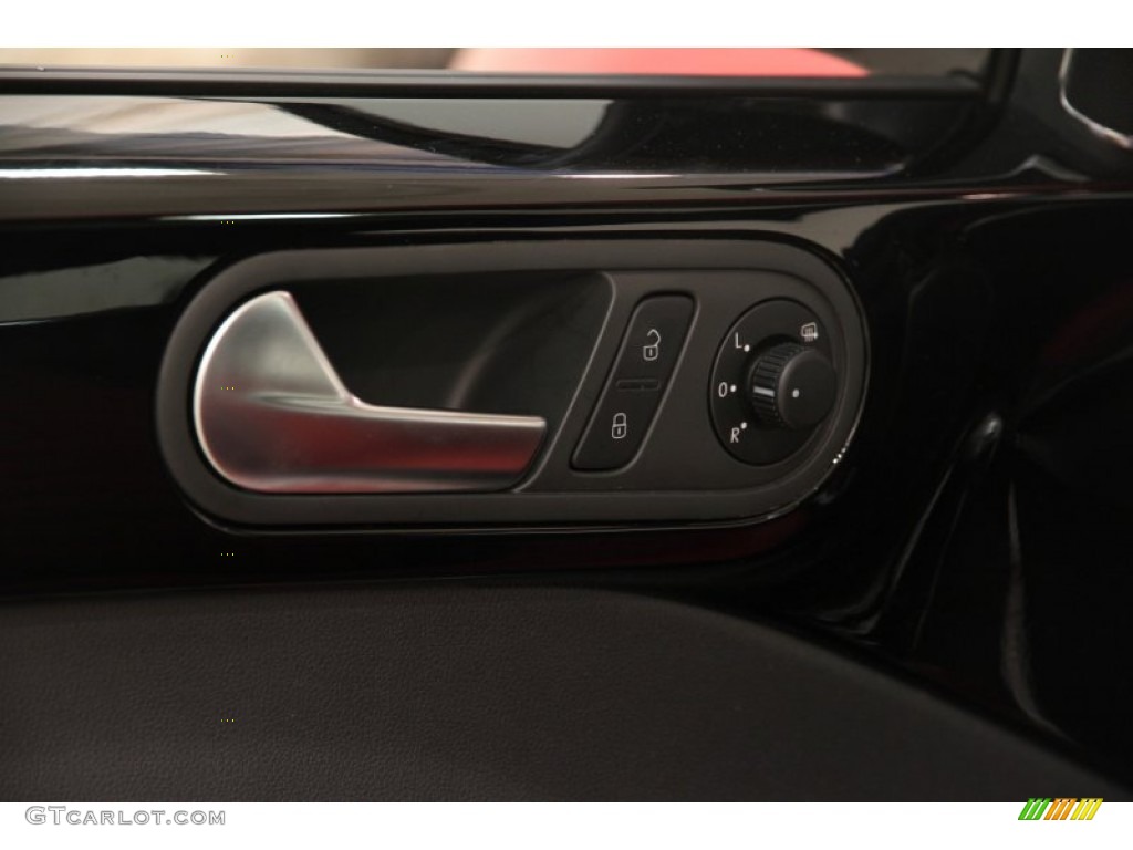 2014 Volkswagen Beetle R-Line Controls Photo #95974406