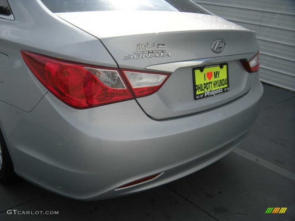 2012 Sonata GLS - Radiant Silver / Gray photo #18