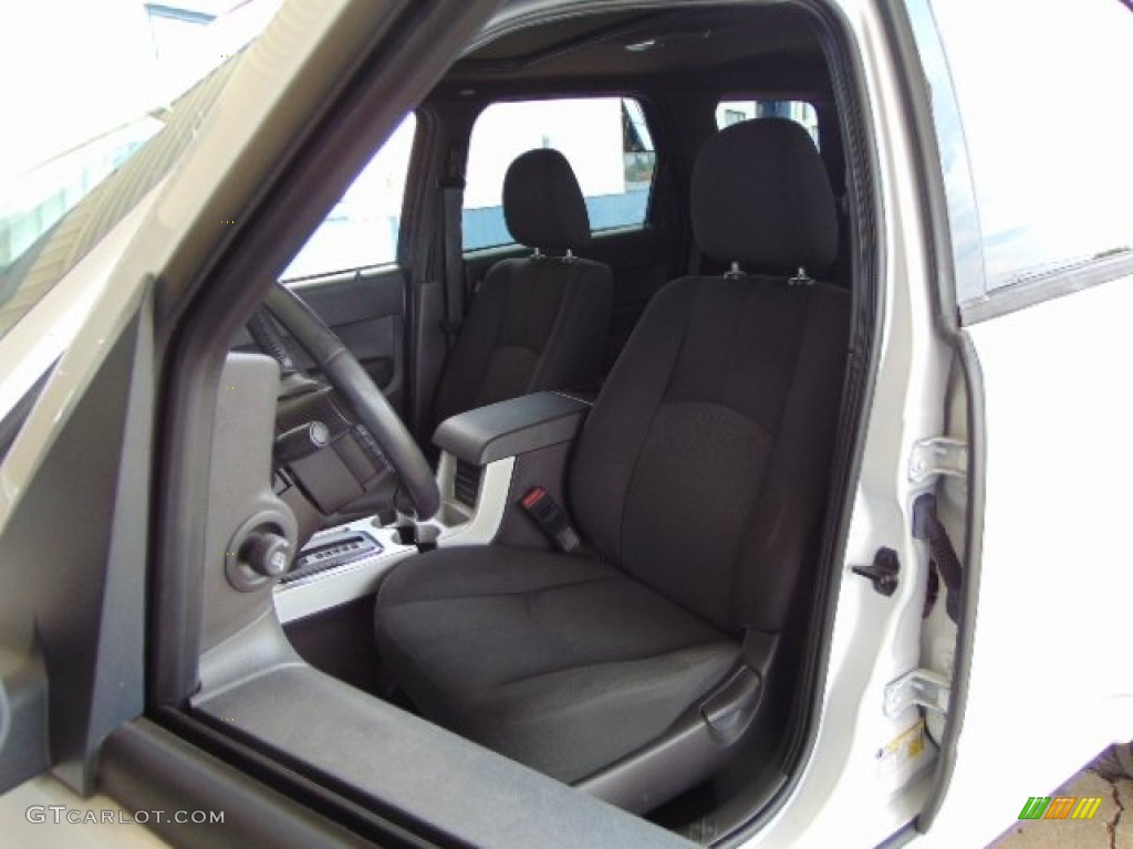 2008 Mariner V6 4WD - Oxford White / Black photo #16