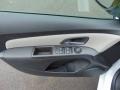 Summit White - Cruze LS Photo No. 7