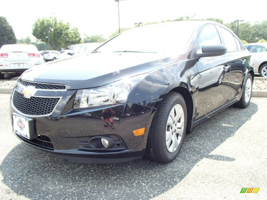 2014 Cruze LS - Black Granite Metallic / Jet Black/Medium Titanium photo #1