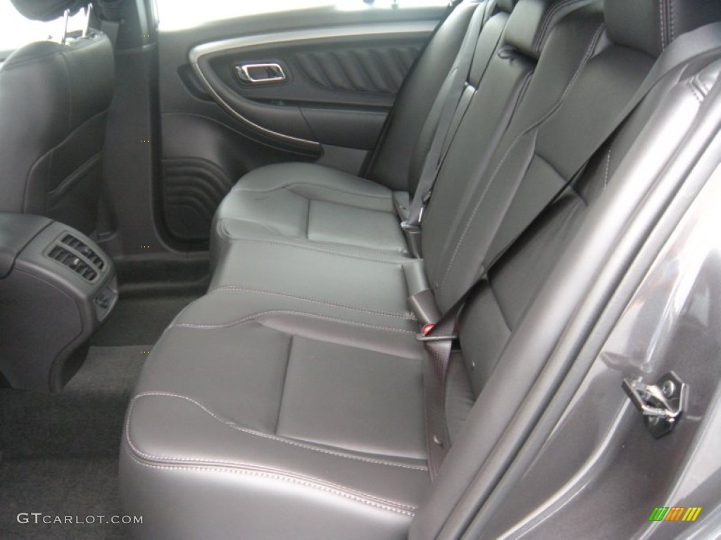 2015 Ford Taurus SEL Rear Seat Photo #95982847
