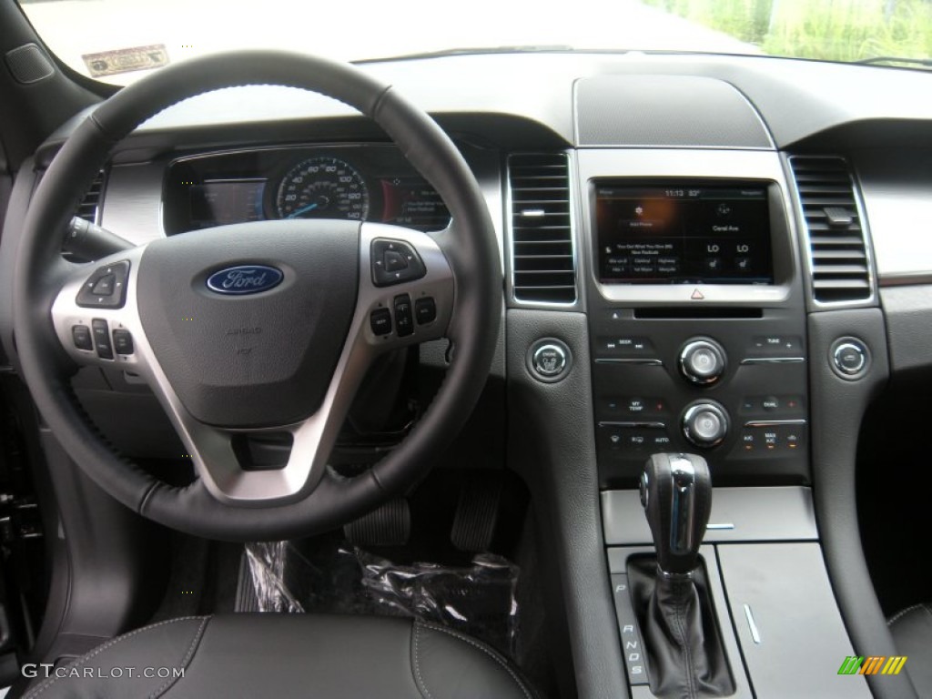 2015 Ford Taurus SEL Charcoal Black Dashboard Photo #95982937