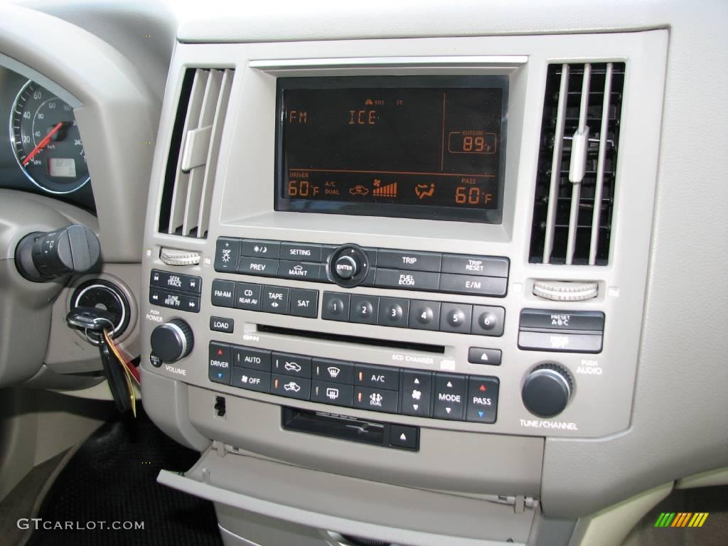 2005 FX 35 AWD - Ivory Pearl White / Willow photo #13