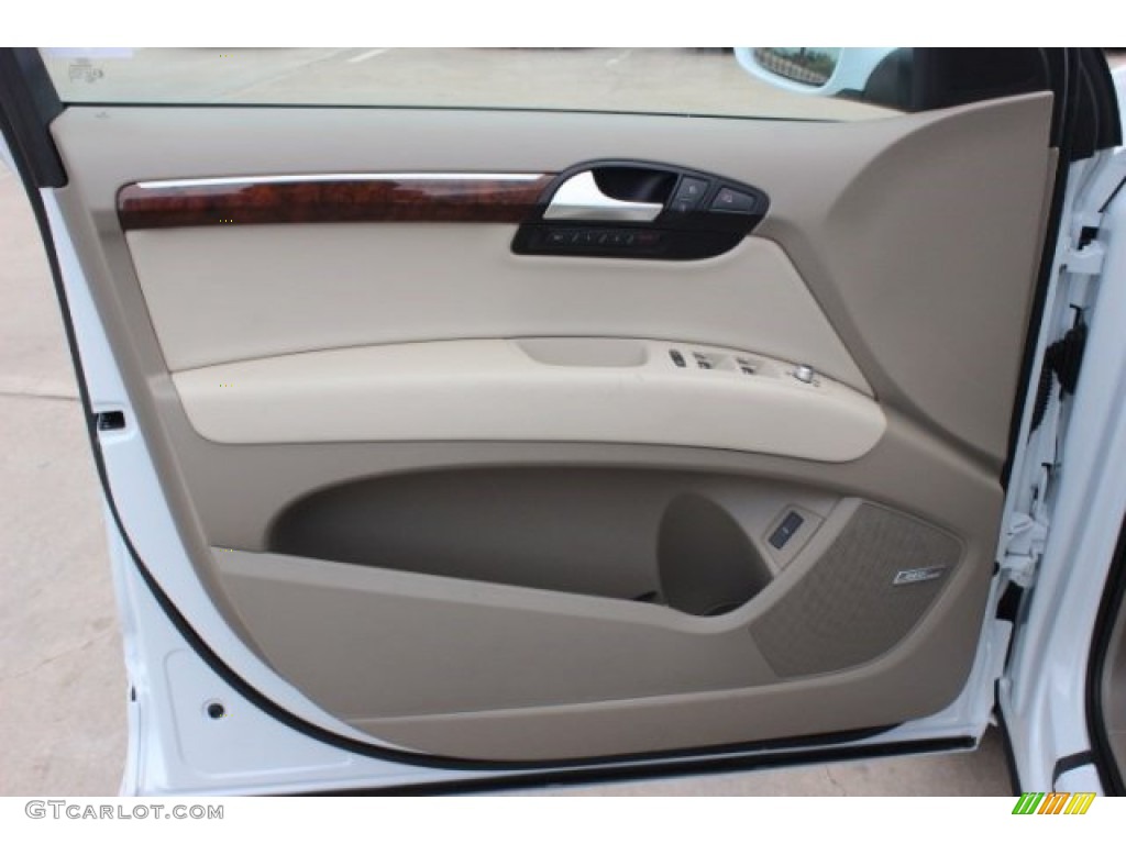 2015 Audi Q7 3.0 Premium Plus quattro Cardamom Beige Door Panel Photo #95985469