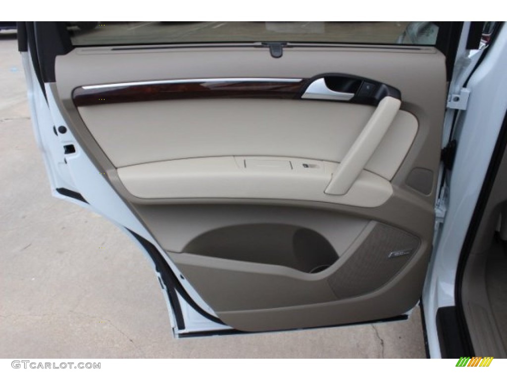 2015 Audi Q7 3.0 Premium Plus quattro Cardamom Beige Door Panel Photo #95985562