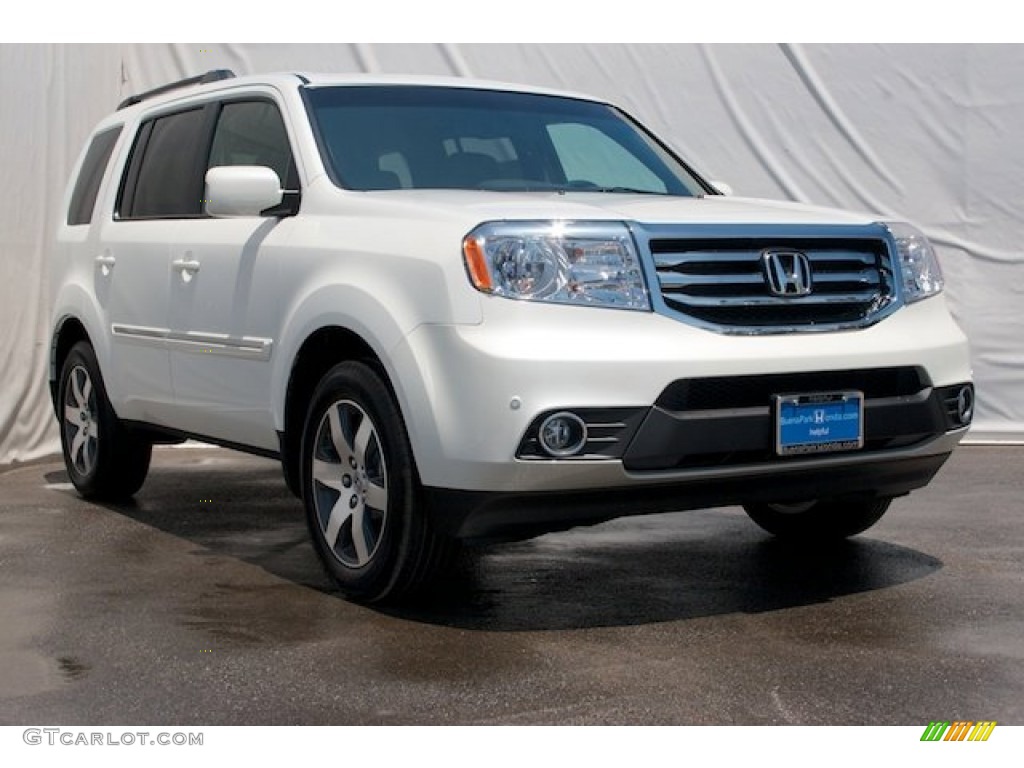 White Diamond Pearl Honda Pilot