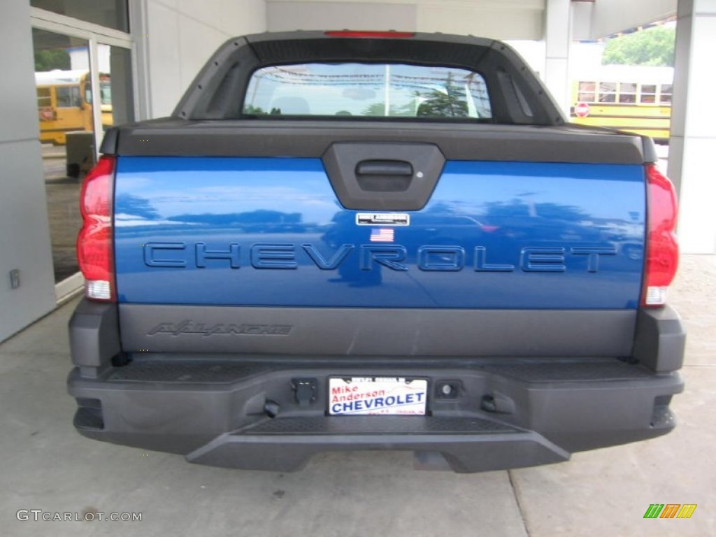 2003 Avalanche 1500 4x4 - Arrival Blue / Dark Charcoal photo #15