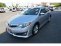 Classic Silver Metallic - Camry SE Photo No. 3