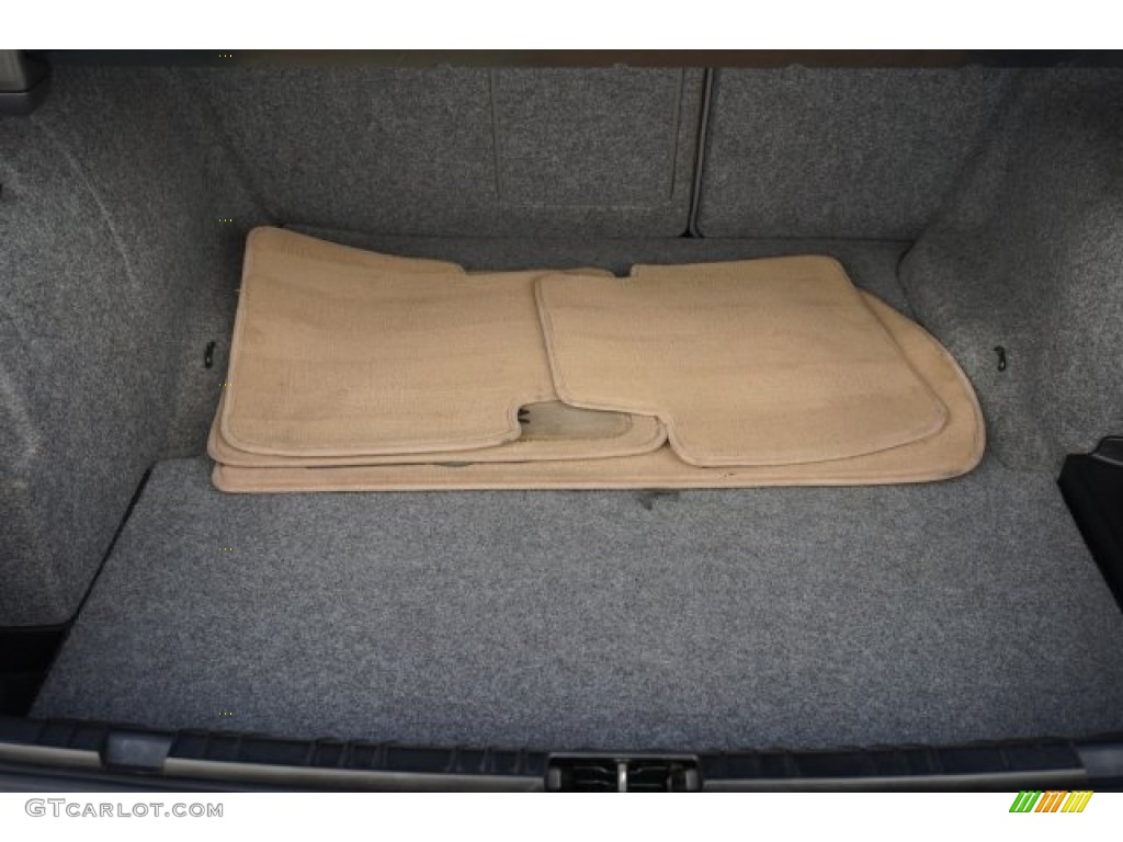 2003 3 Series 325i Sedan - Oxford Green Metallic / Sand photo #18