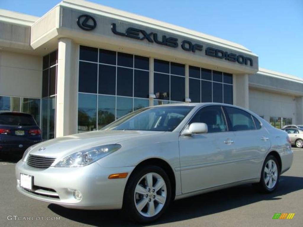 Classic Silver Metallic Lexus ES