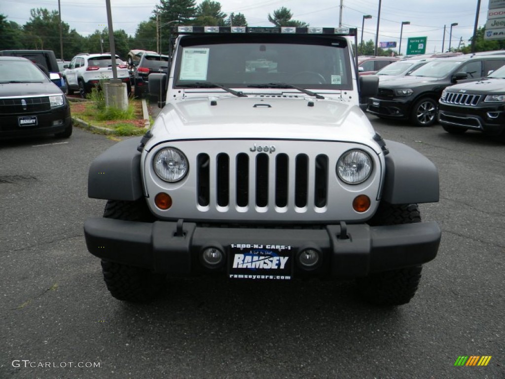 2009 Wrangler Rubicon 4x4 - Bright Silver Metallic / Dark Slate Gray/Medium Slate Gray photo #2