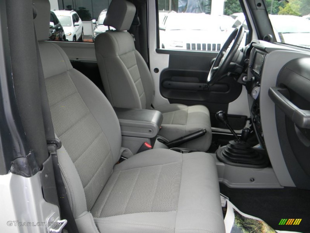2009 Wrangler Rubicon 4x4 - Bright Silver Metallic / Dark Slate Gray/Medium Slate Gray photo #12