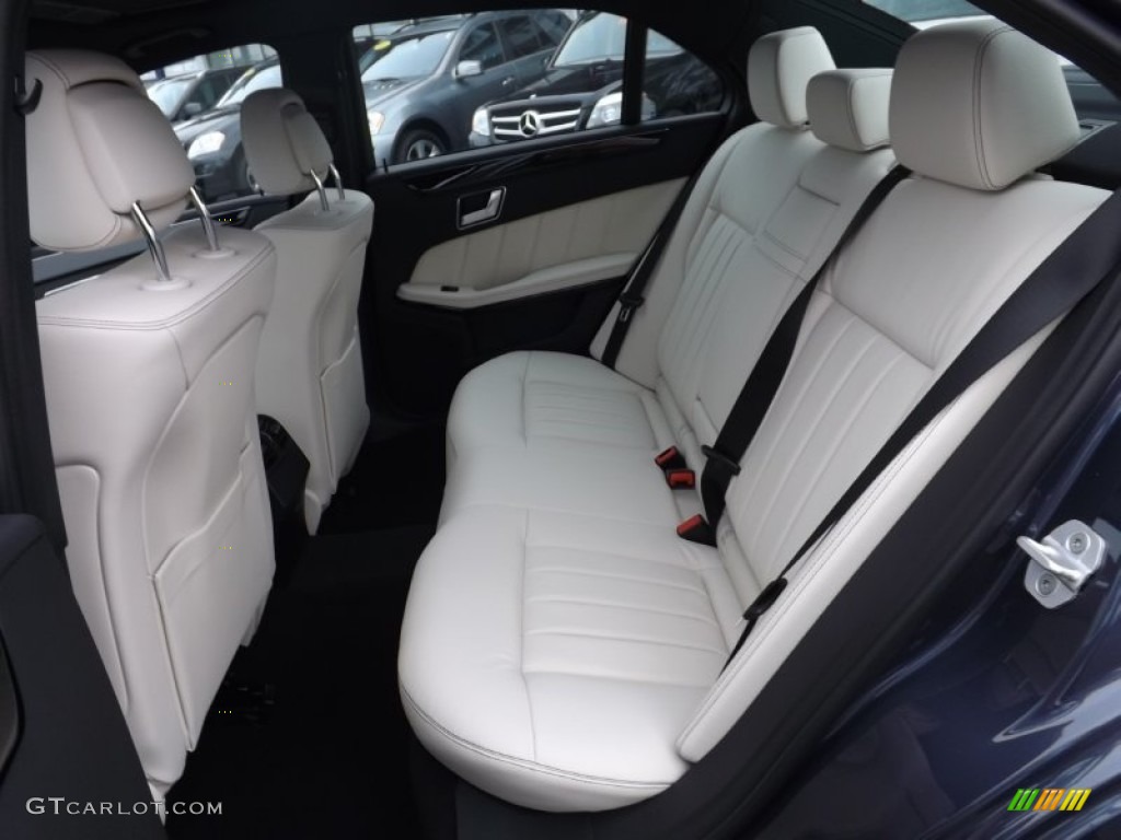 2014 E 350 4Matic Sport Sedan - Indigo Blue Metallic / Porcelain/Black photo #8