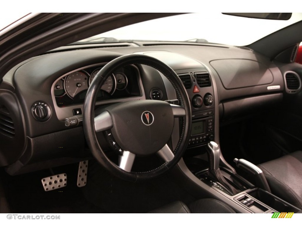 2006 GTO Coupe - Spice Red Metallic / Black photo #6