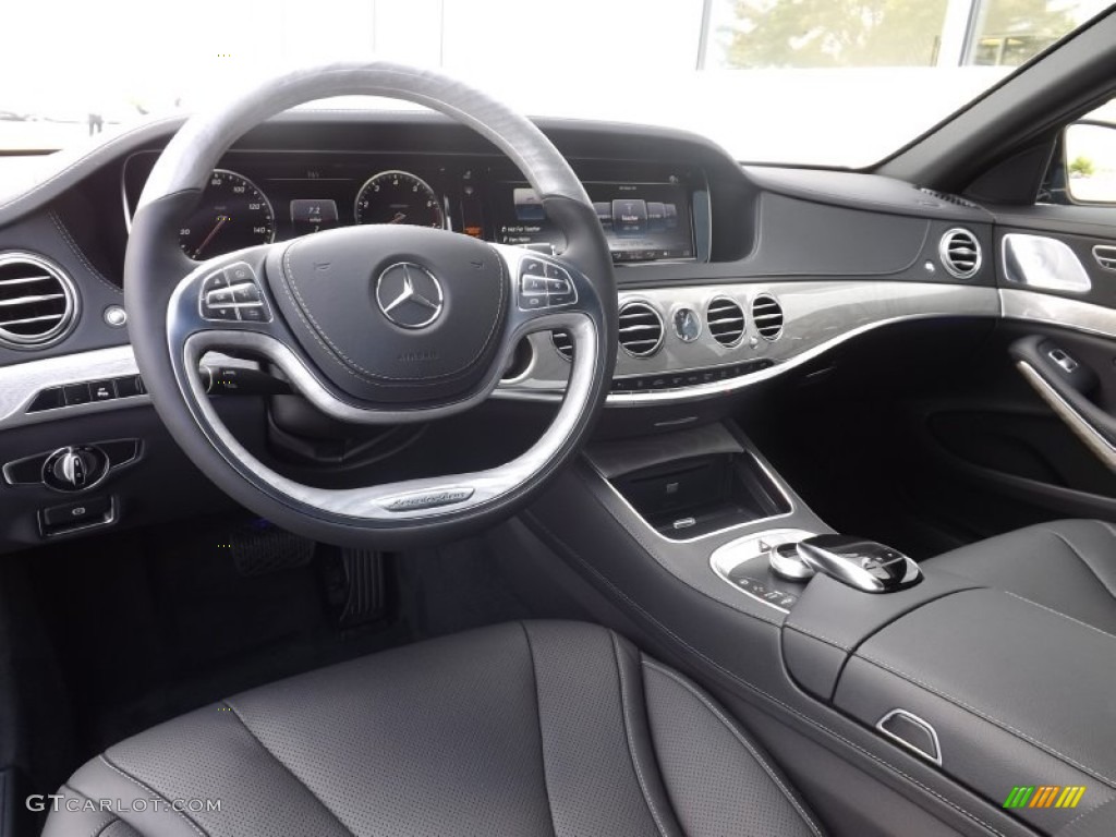 Black Interior 2015 Mercedes-Benz S 550 4Matic Sedan Photo #96016842