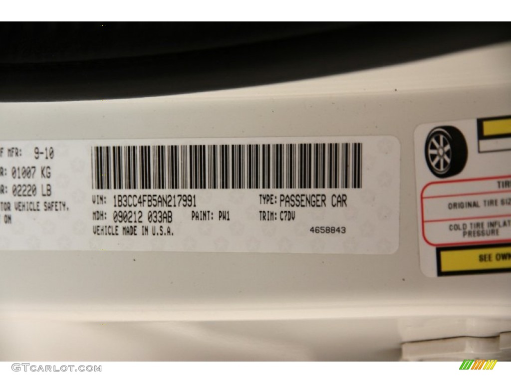 2010 Avenger SXT - Stone White / Dark Slate Gray photo #16