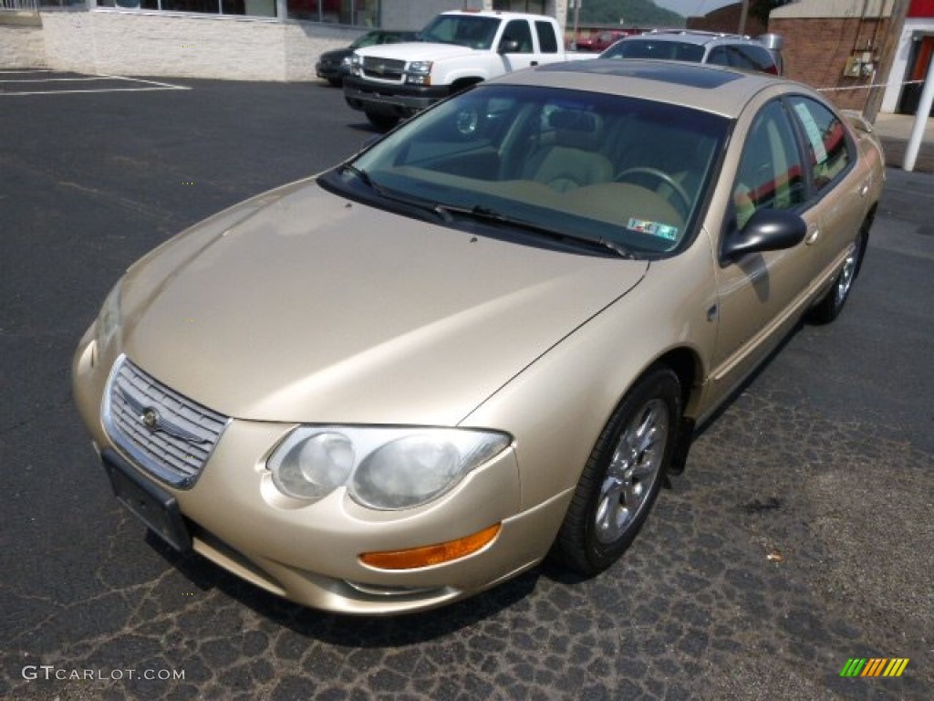 1999 300 M Sedan - Champagne Pearl / Camel/Tan photo #4