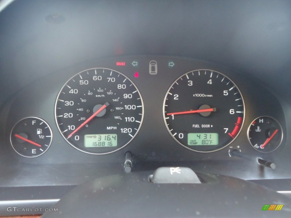 2004 Outback Wagon - White Frost Pearl / Beige photo #14