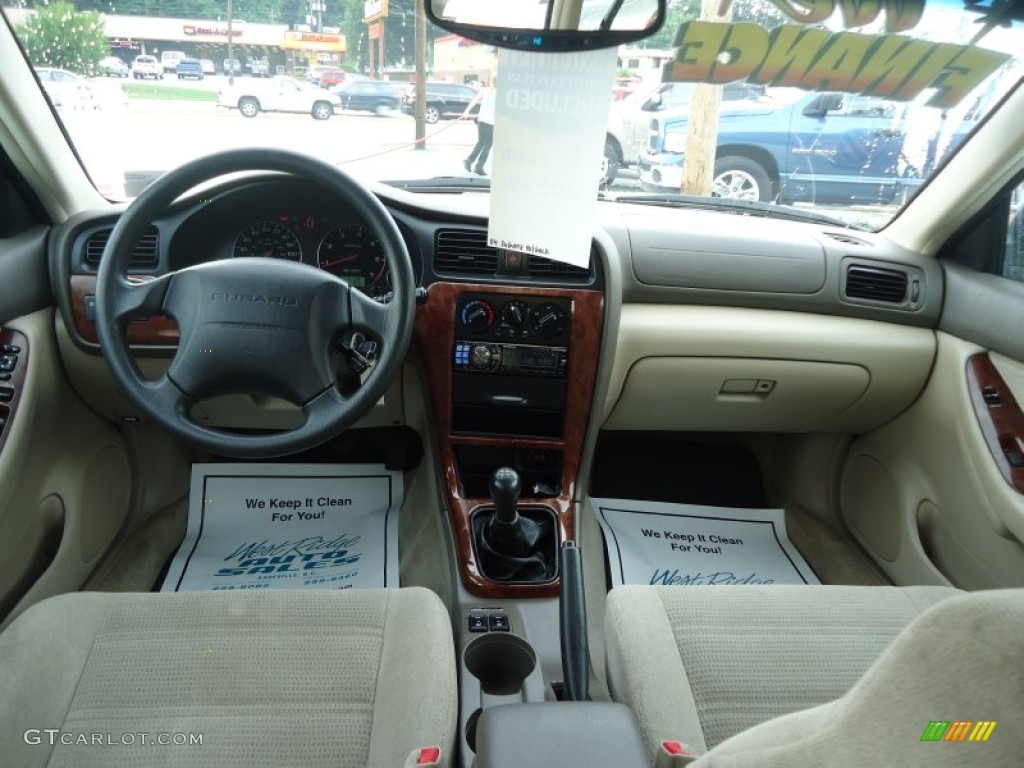 2004 Outback Wagon - White Frost Pearl / Beige photo #19
