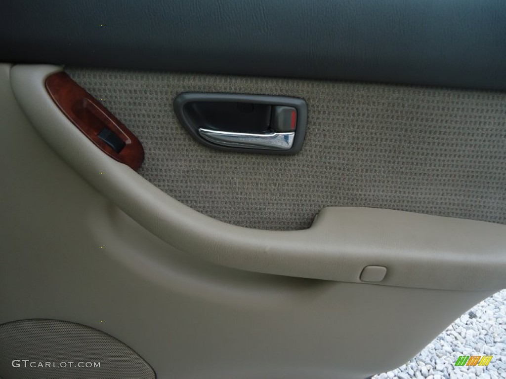 2004 Outback Wagon - White Frost Pearl / Beige photo #26