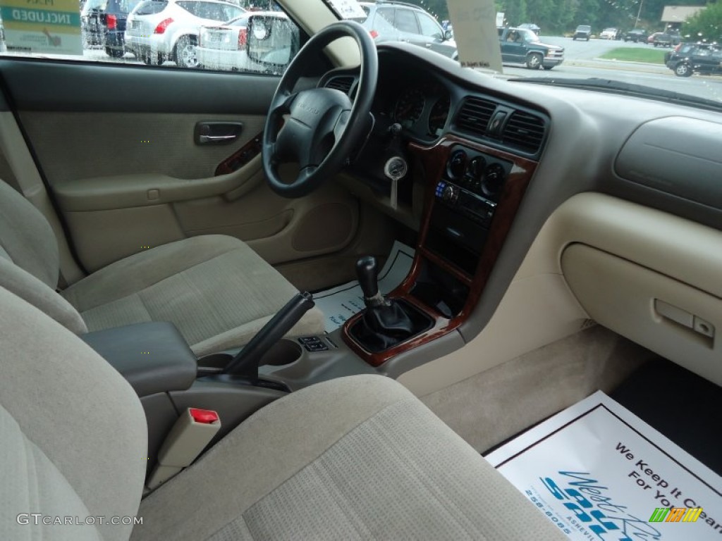 2004 Outback Wagon - White Frost Pearl / Beige photo #29
